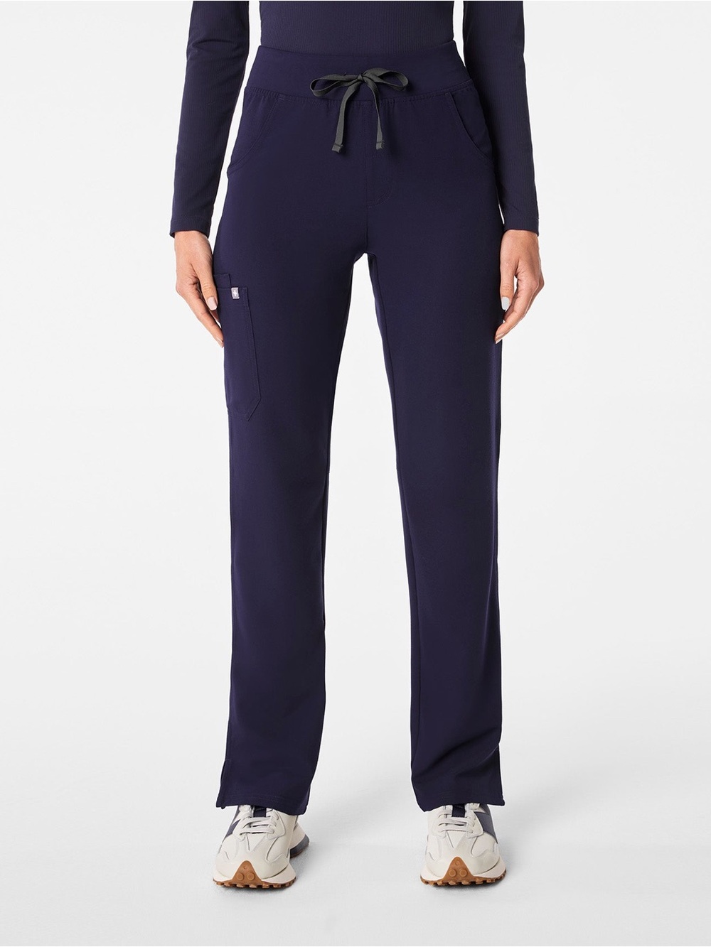 FIGS Women’s High Rise Kade Cargo Navy Scrub Pants NWT